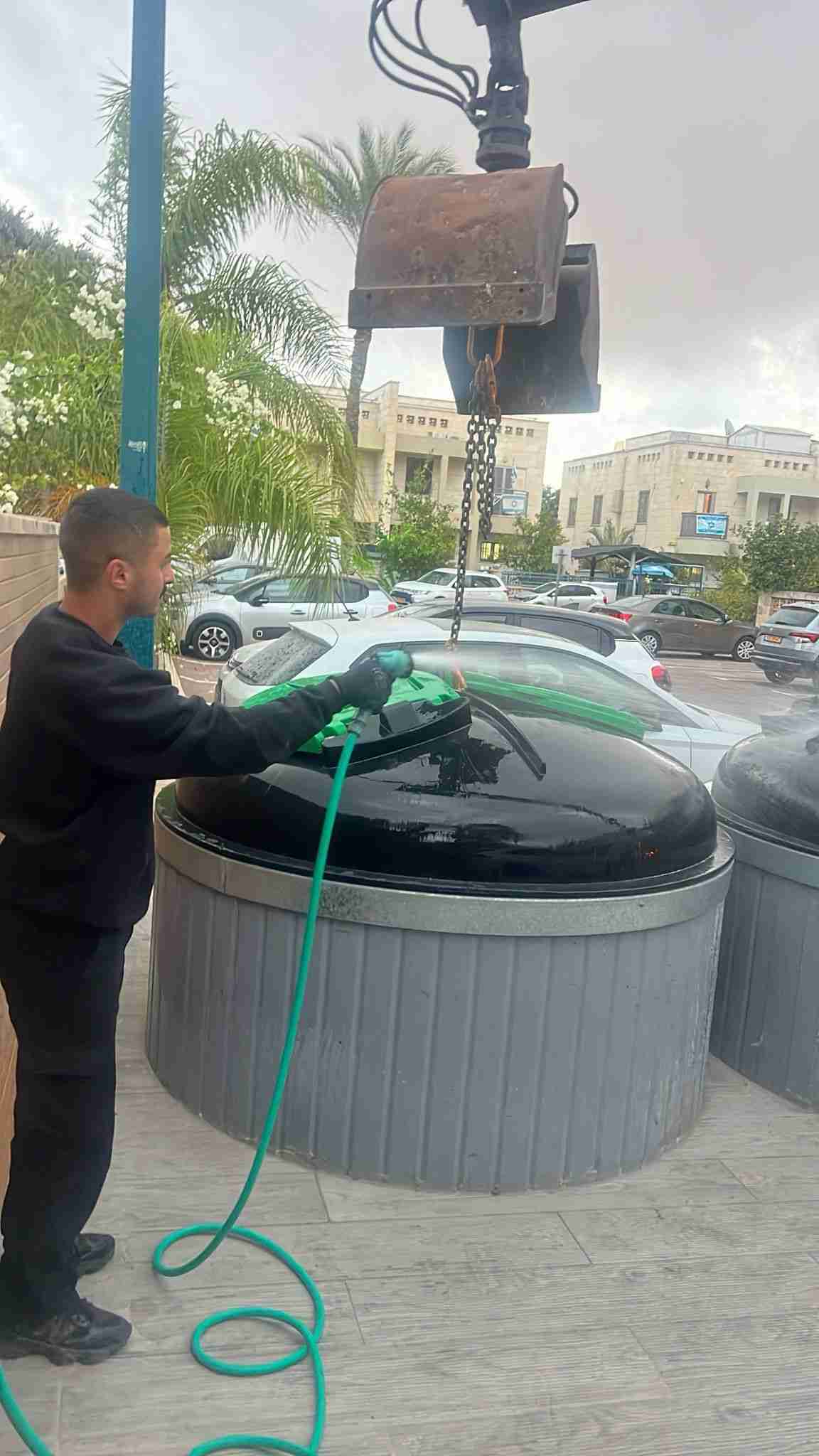 דואגים לאיכות הסביבה עבור התושבים, צילום: דוברות עיריית אשדוד