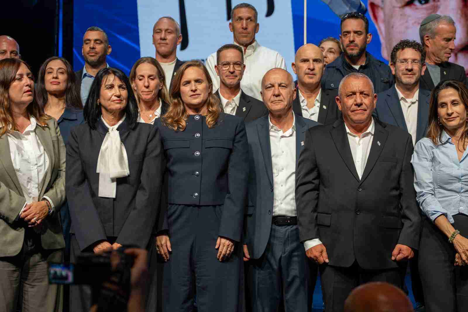 רשימת ישר! עם אייזנקוט וגלבר, אמש בכנס. צילום: עדן בוהדנה