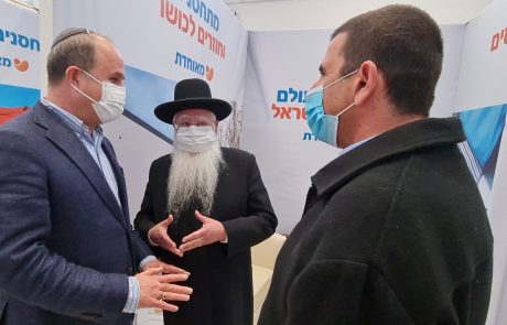 הרב חיים פינטו התחסן נגד נגיף הקורונה במאוחדת: "צריך להתחסן"